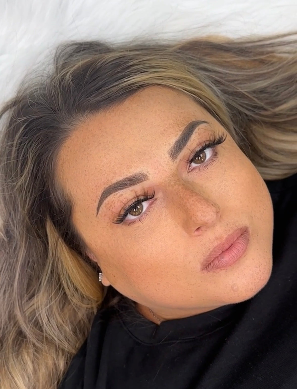 OMBRÈ BROWS